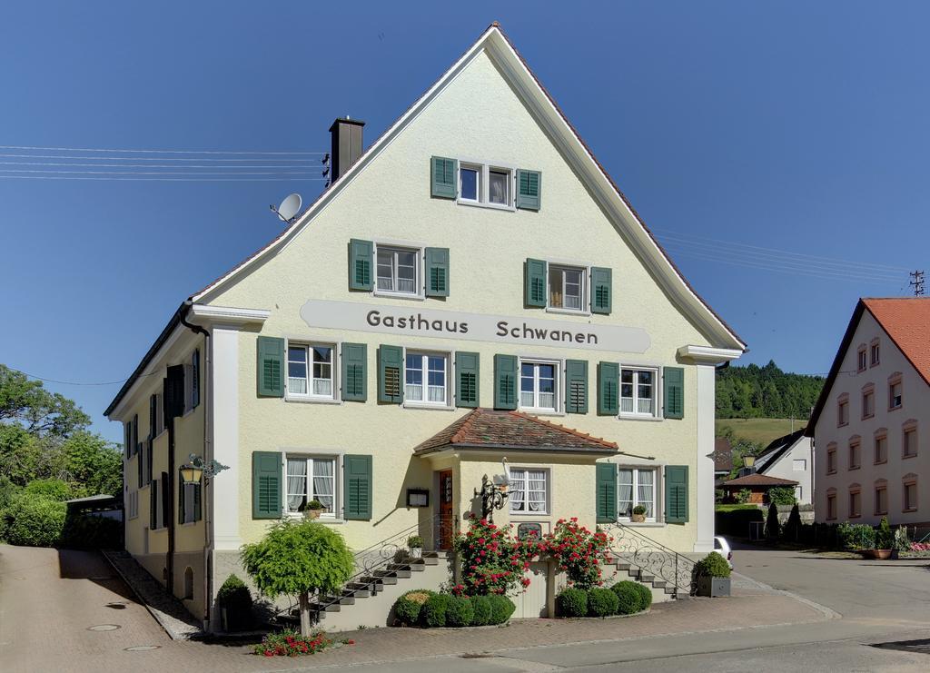 Gasthaus Schwanen & Villa Pfarrhus Stuhlingen Eksteriør bilde